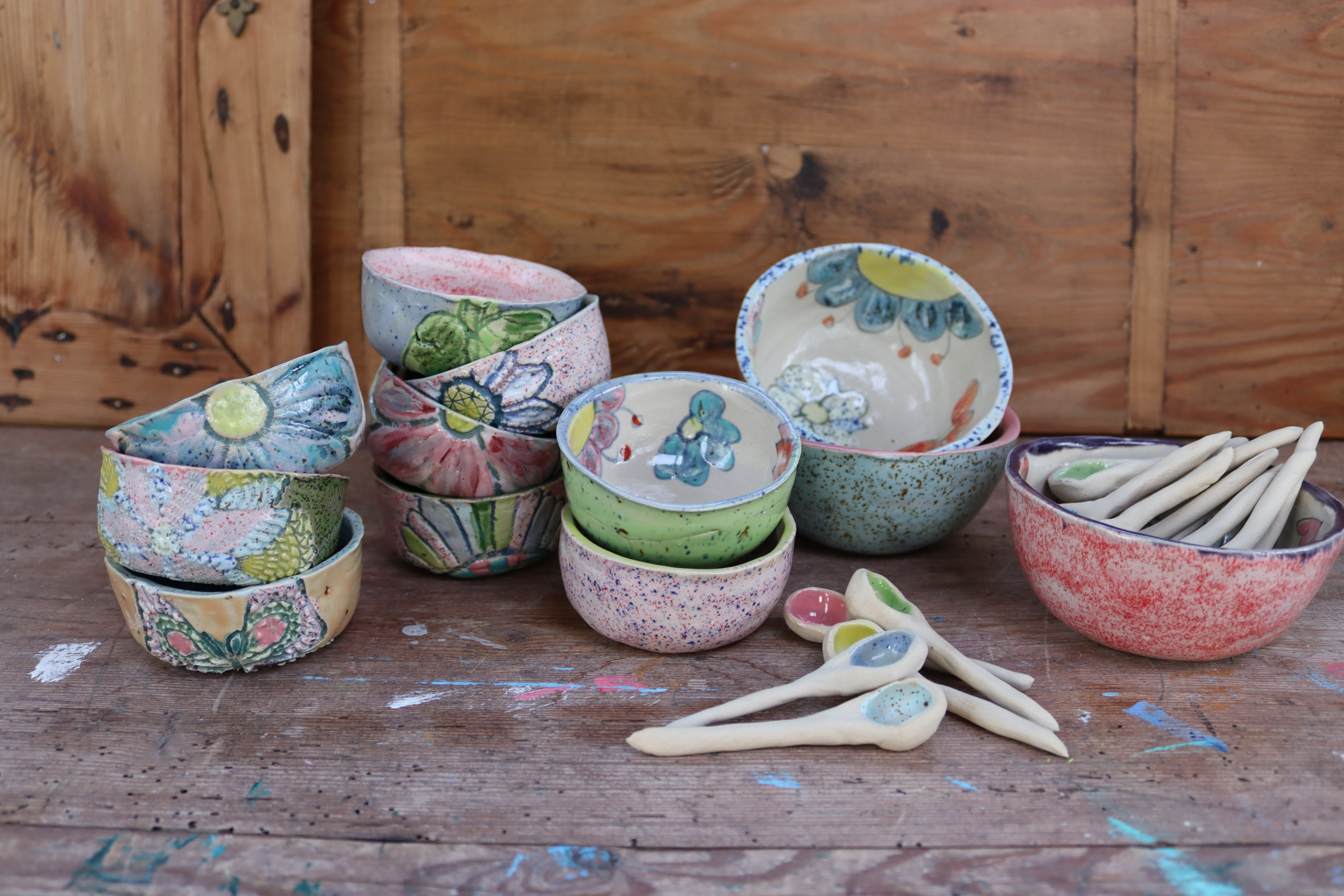 Saltkar, skåle og skeer